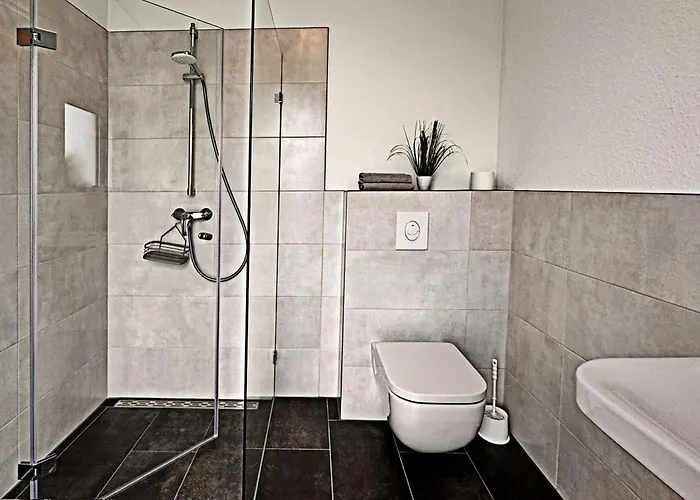 Neues Ruhrtal 4 Mit Balkon 3*